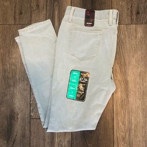 No Boundaries Skinny Jeans